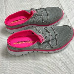 Sketchers Lightweight Slip Ons